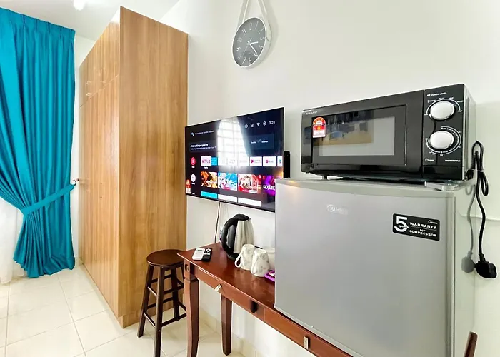 Alanis Studio Suite {Shortstay}