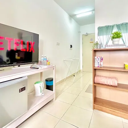 Alanis Studio Suite {Shortstay} Sepang Exterior photo