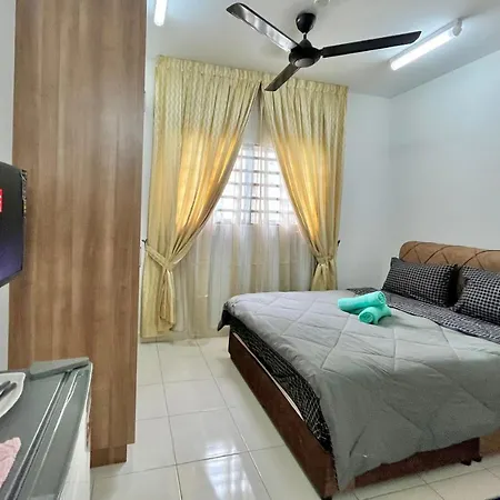 Alanis Studio Suite {Shortstay} Sepang Exterior photo